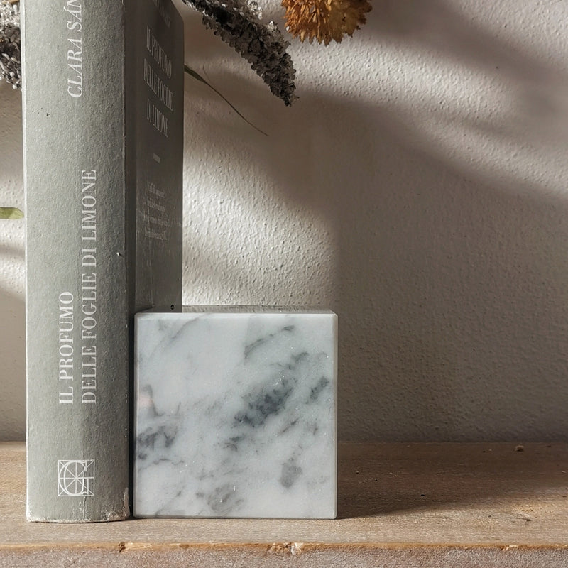 Cubo in marmo Bianco Carrara