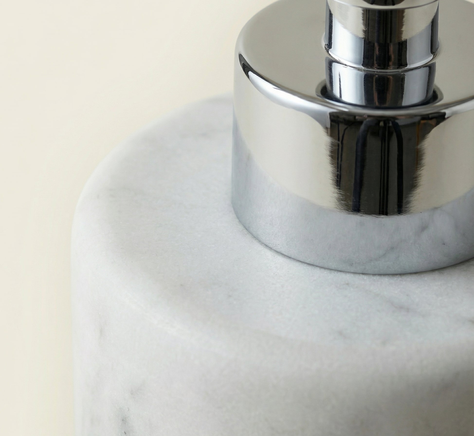 Dispenser in Marmo Bianco Carrara - Collezione Minimal