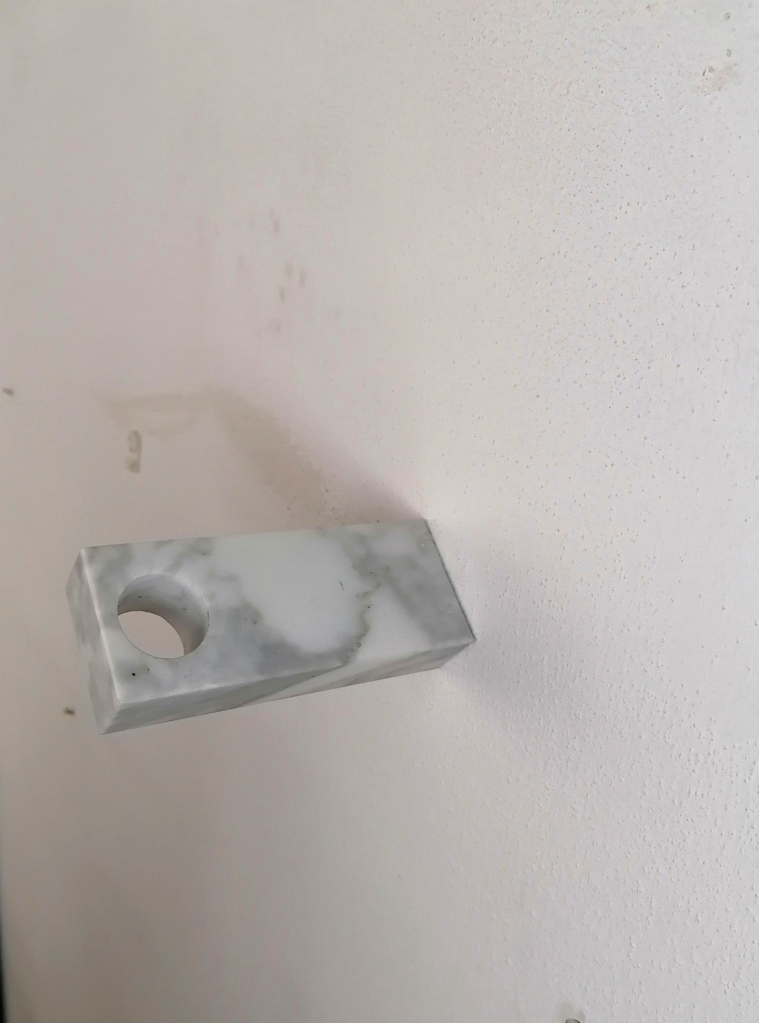 Porta Bottiglie "Divino" in Marmo Bianco Carrara