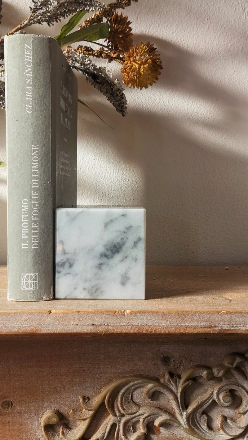 Cubo in marmo Bianco Carrara