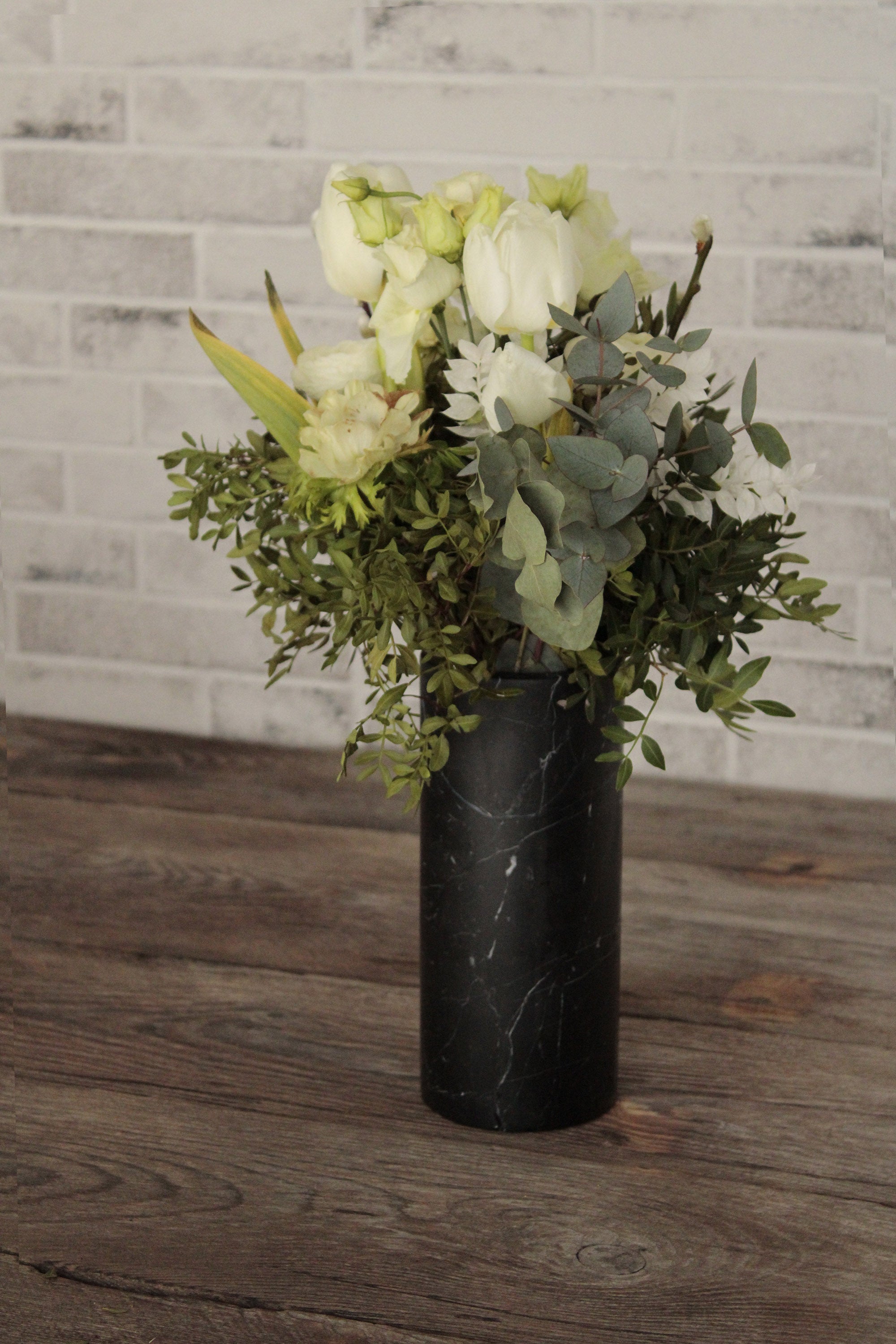 Vaso Cylinder in Marmo Nero Marquina