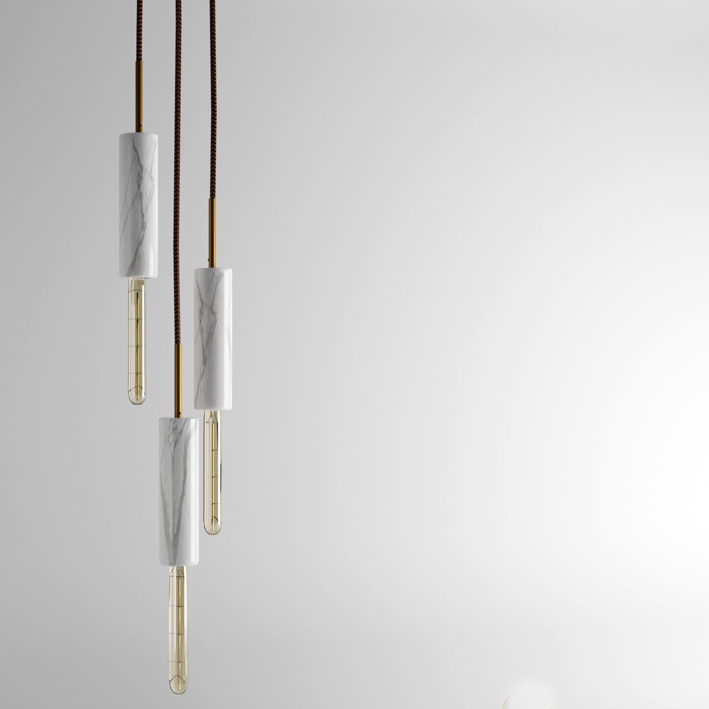 Lampadario in Marmo Statuario con venature uniche, illuminazione elegante per la casa.