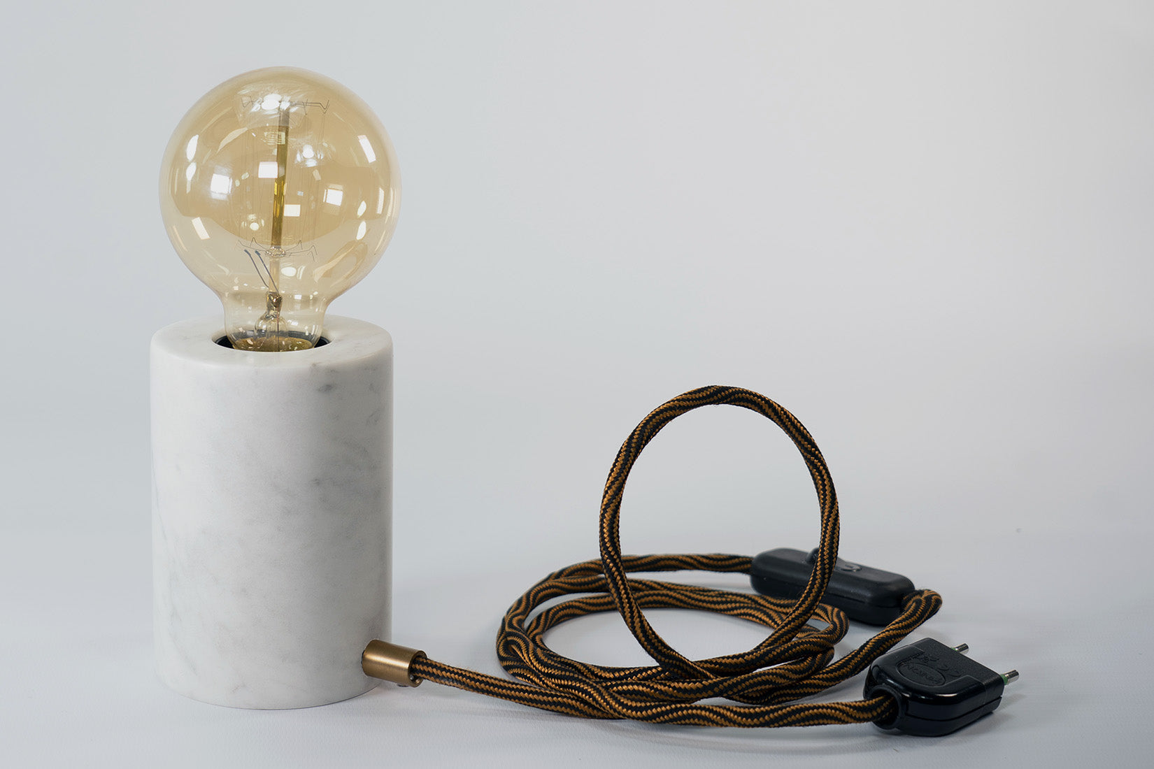 Lampada Desk in Marmo Bianco Carrara