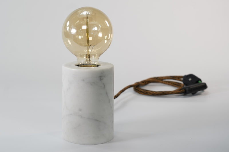 Lampada Desk in Marmo Bianco Carrara