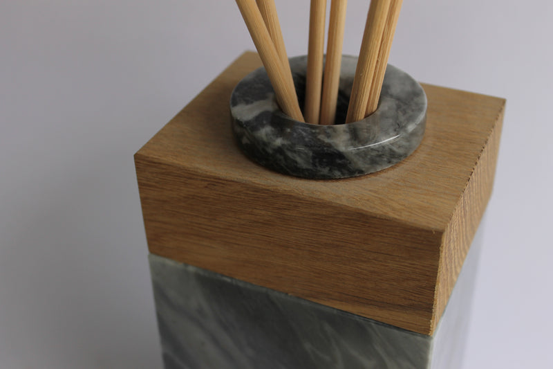 Diffusore di Profumo in Marmo Grigio Bardiglio