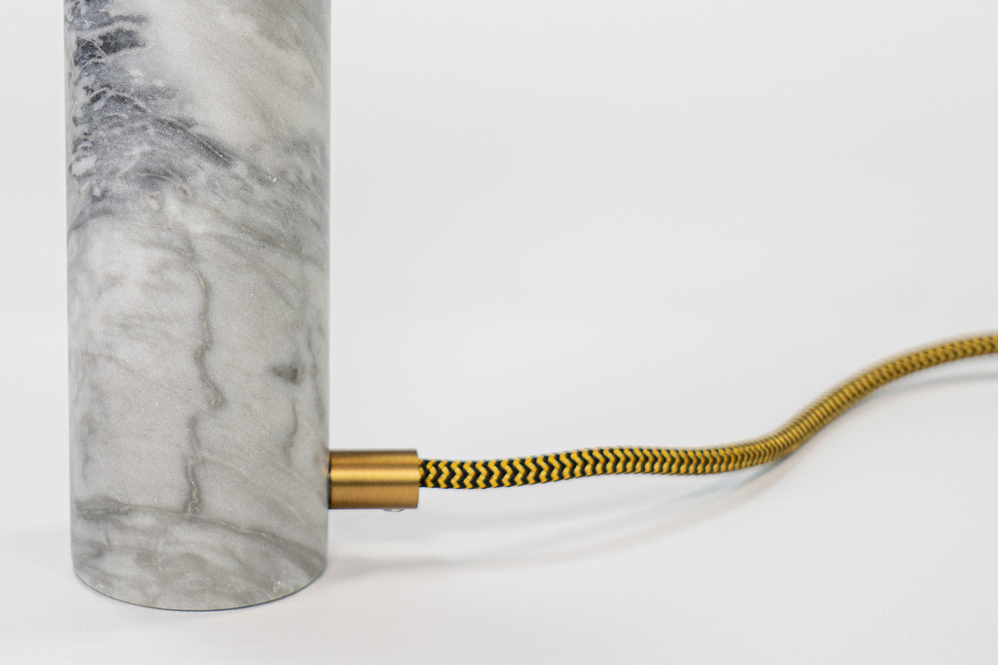 Jedi Lampada Desk in Marmo Grigio Bardiglio