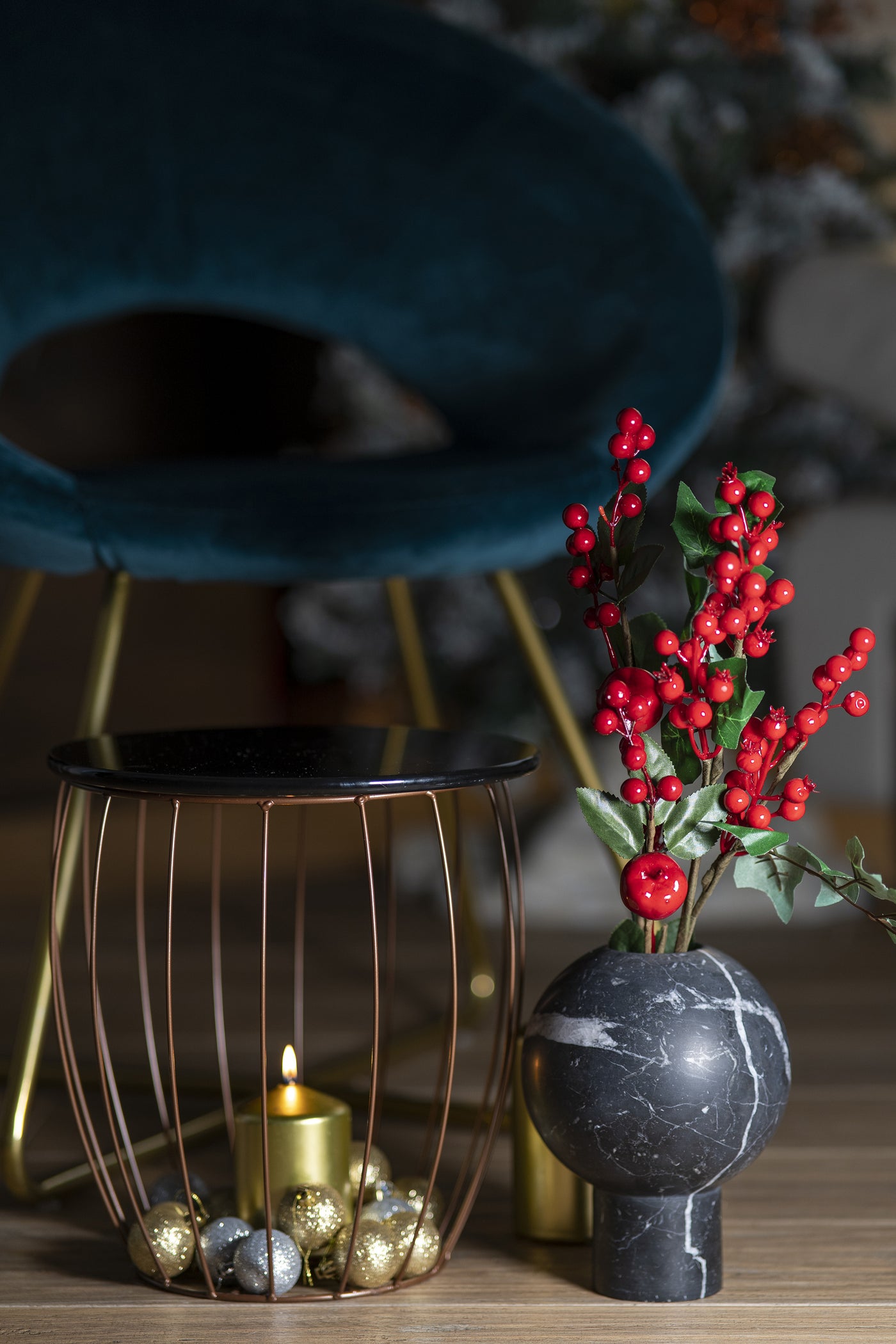 Vaso 'Ball' Minimal in Marmo con venature uniche, decorazione elegante per la casa